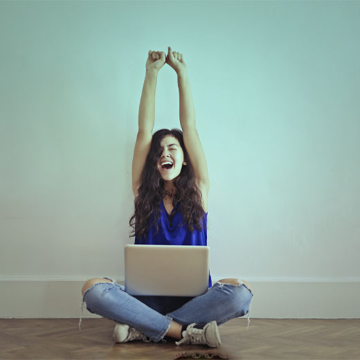 Three Easy Desk Stretches To Energise Your Day Now